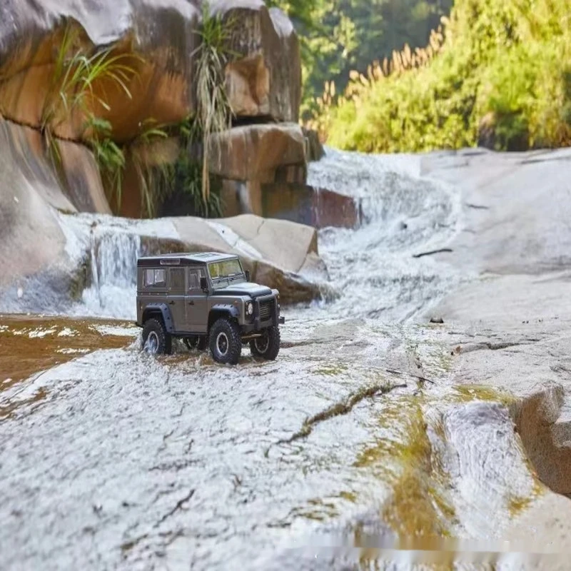 YK RC cars YK4104 climbing off-road vehicle 1/10 simulation Evoque remote control electric four-wheel drive dual speed RC toy 2