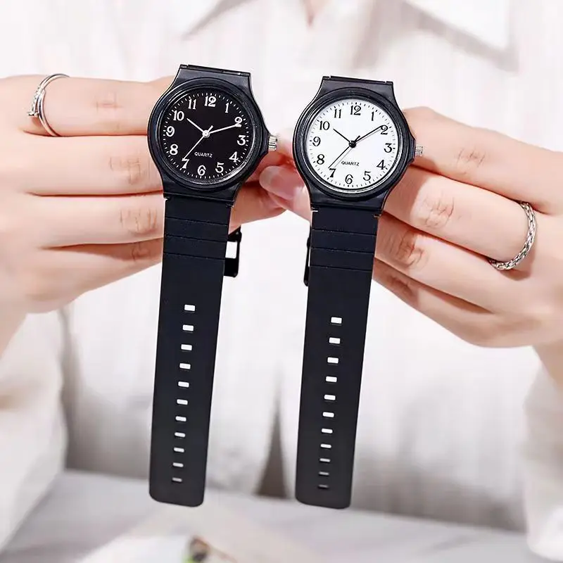 YIKAZE Exam Watch Silicone Strap Simple Women Watch Student Ladies Quartz Wristwatch Waterproof Round Small Dial for Women 2