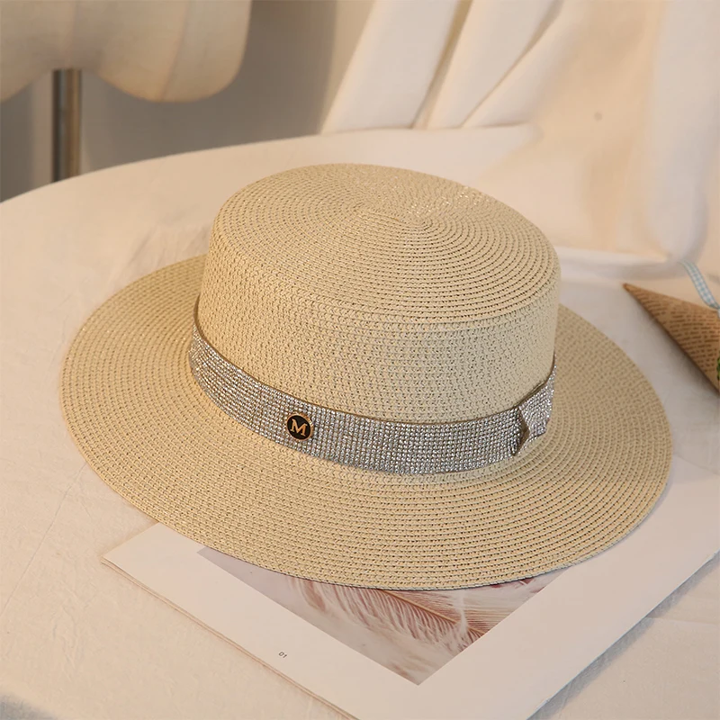 

Sun Hat Artificial Diamond Belt Straw Hat Retro Gold Braided Hat Female Loose Sunscreen Sunshade Flat Cap Visors Hats Church Hat