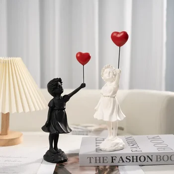 Figurine de fille ballon volant, sculpture d'art moderne Banksy, figurine en résine, décoration artisanale, figurine de collection, ornements, cadeaux 1
