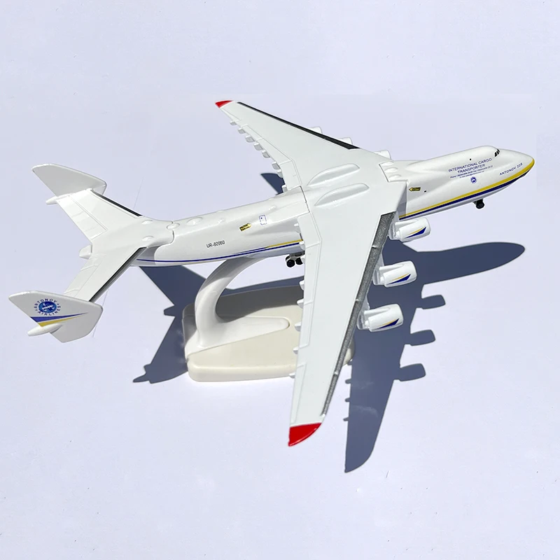 希少 迫力満点 1/400 An-225 ムリーヤ ウクライナ塗装 スタンド附属 希少 迫力満点 1/400 An-225 ムリーヤ ウクライナ塗装 スタンド