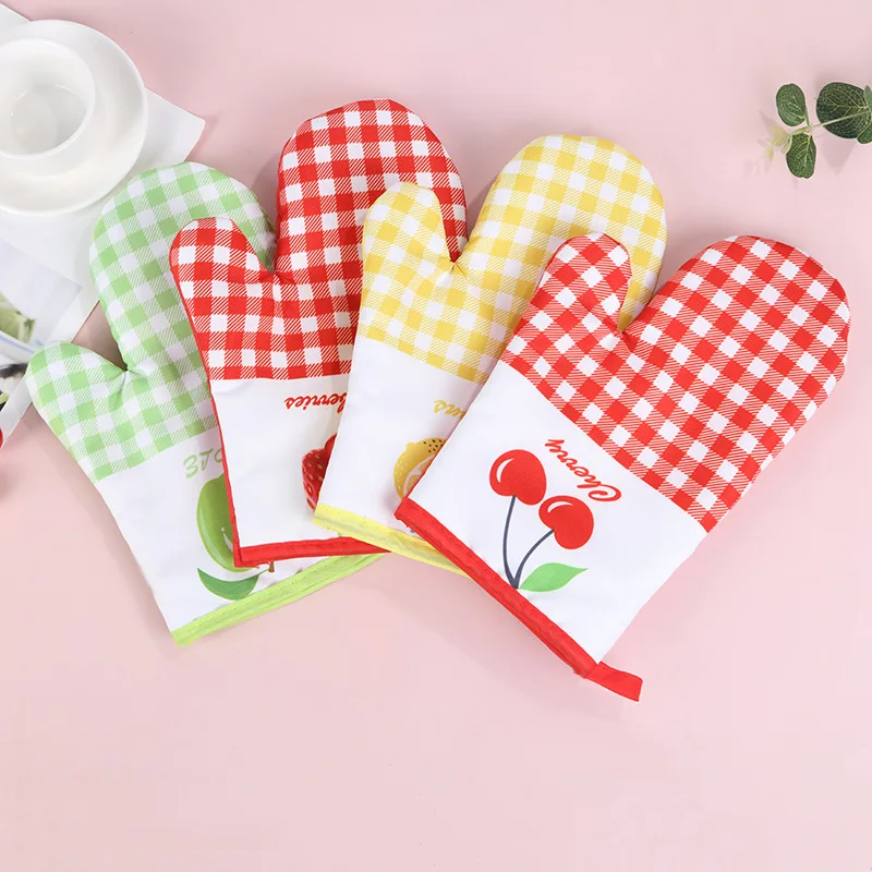 Kitchen Supplies Cartoon Fruit Printing Baking Gloves Thickened High Temperature Resistant Microwave Oven |