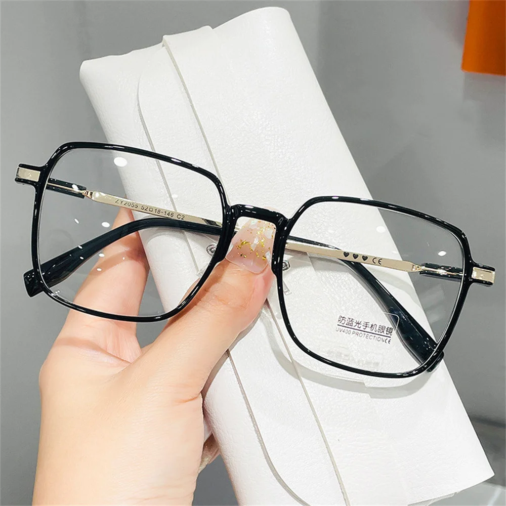 

Transparent Computer Anti Blue Light Glasses Women Men Trendy Square Eyewear Optical Spectacle Eyeglass Frame with Metal Hinge