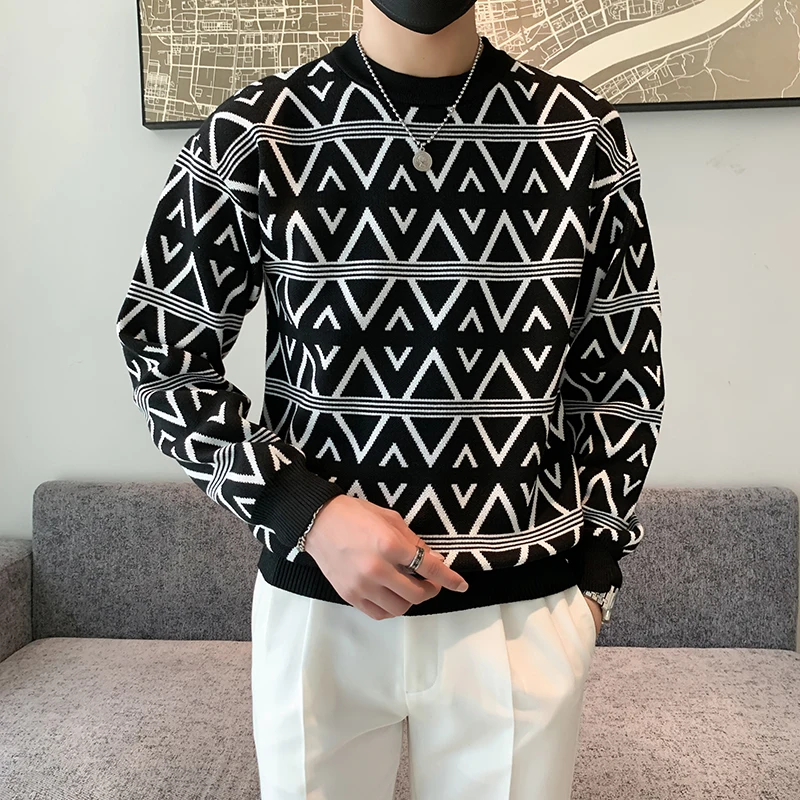 2024 Men Autumn Winter New Round Neck Plaid Pullovers Male Long-sleeved Sweater Tops Men's Leisure Slim Fit Knit Tops S282
