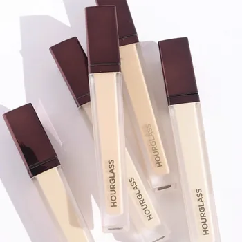 Correttore liquido multicolore idratante per le occhiaie, fondotinta per la riparazione dell'acne, fard leggero e duraturo, trucco a clessidra
