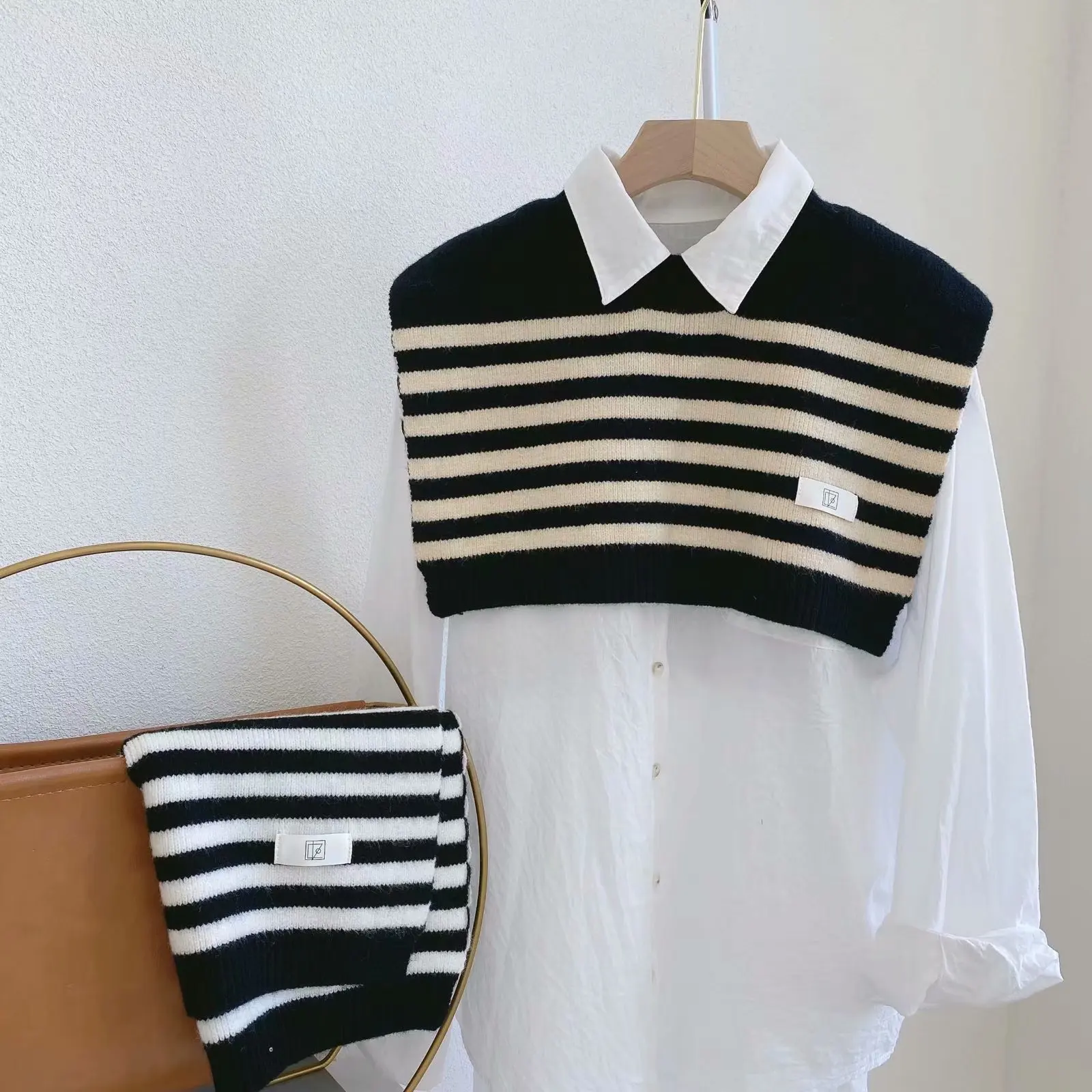 

Simple Striped Knitted Shawl Air-Conditioned Room Warm Thin Outdoor Fashion
