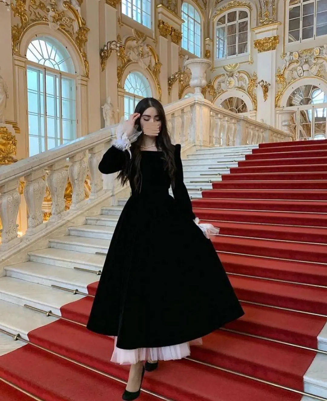 

Modest Black Velvet Evening Dresses Long Sleeves Square Neck Tulle UnderSkirt Ankle Arabic Prom Dress Women Formal Party Gowns