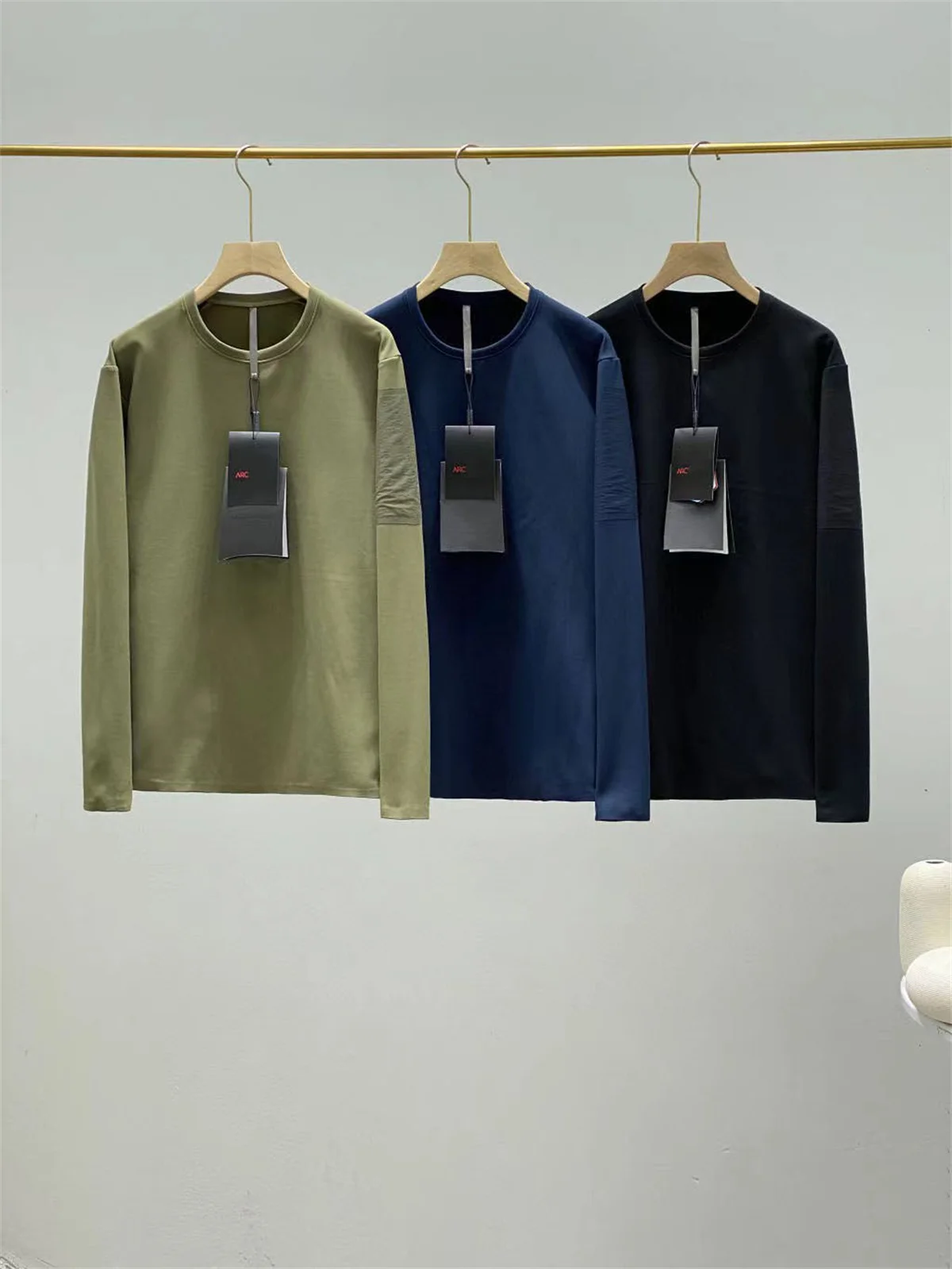 

High-End 1:1 Spring Outdoor Long Sleeve Round Neck arc T-Shirt Casual Long Sleeve Sleeve Arm Pocket Hoodie