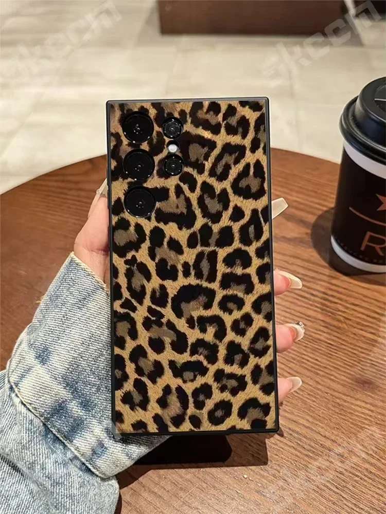 Leopard Print Pattern Phone Case Cover