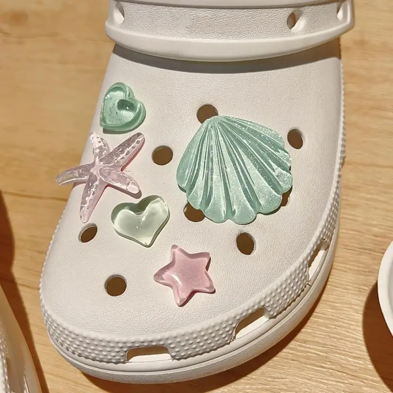 Neues 1-Set DIY Clogs Sandalen Garten Schuh Dekor Niedliche Seestern Muschel Harz Schuh Charms Zubehör Schnallen Tasche Pins Mädchen Geschenke – Detail 9