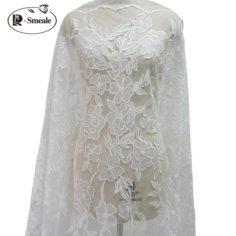 Perline di pizzo Tessuto ricamato in pizzo Fatto a mano Abito da sposa fai da te Abito da sposa Copricapo Accessori decorativi