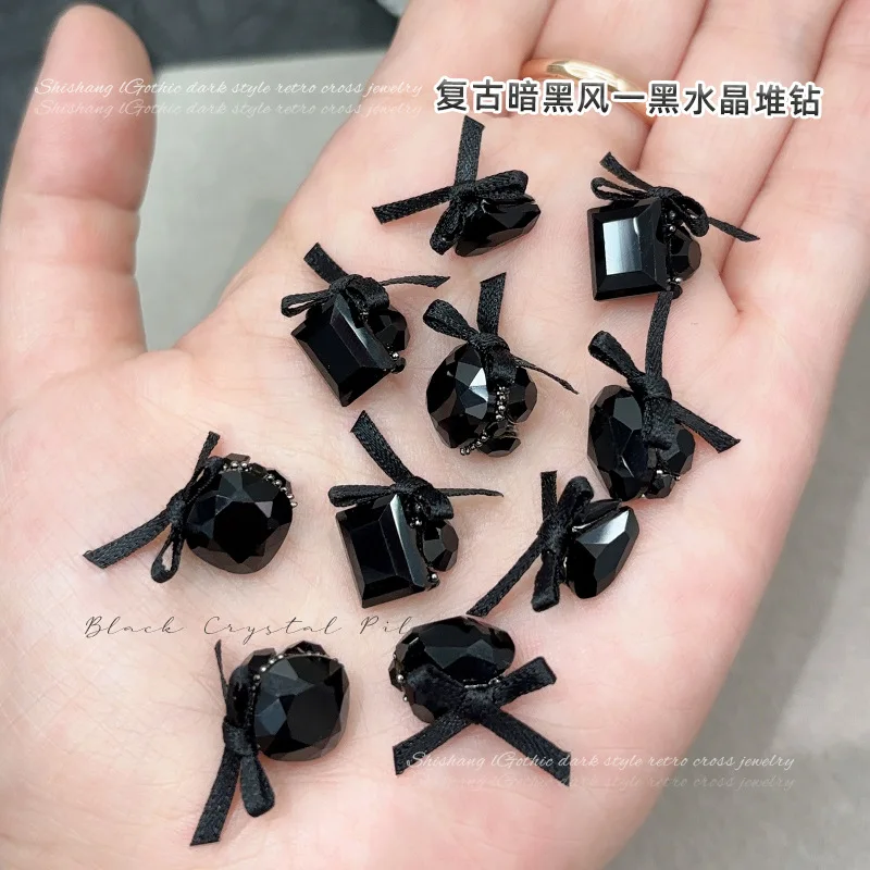 10PCS 펑크 다크 블랙 다이아몬드 박쥐 거미 해골 거즈 활 악마 날개 펜던트 네일 아트 라인 석 장식 매니큐어 매력