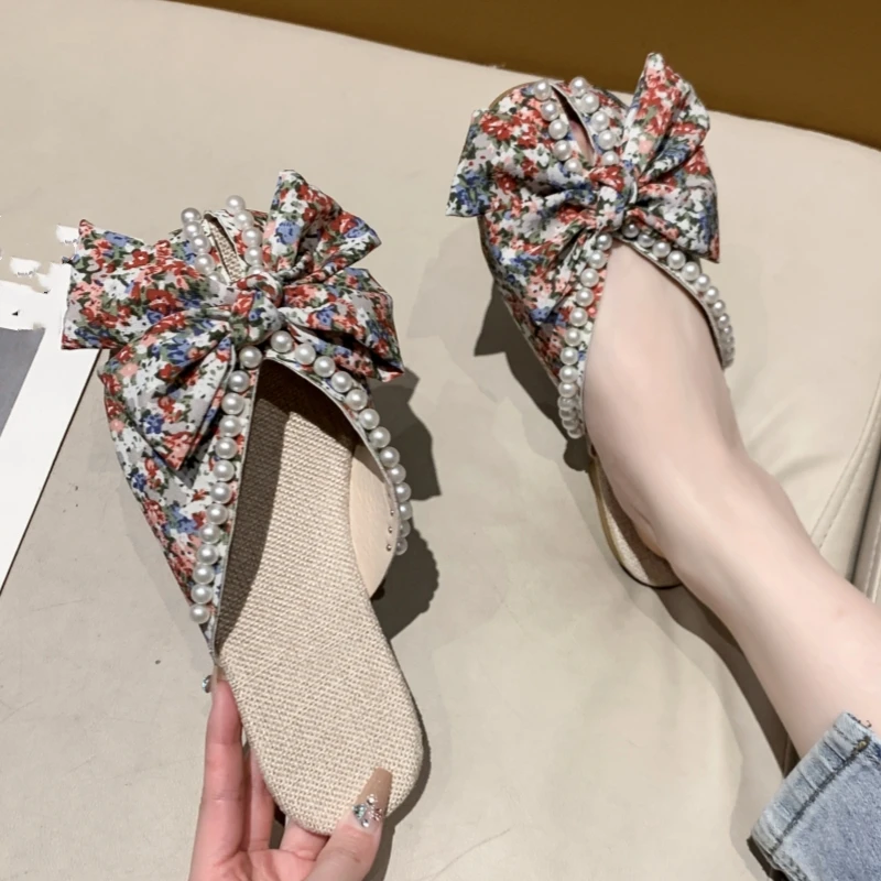 New Summer Fashion Comfortable Pearl Bow Round Head Flat Sandals Bag Toe Versatile Large Size Simple Fashion Slippers for Women