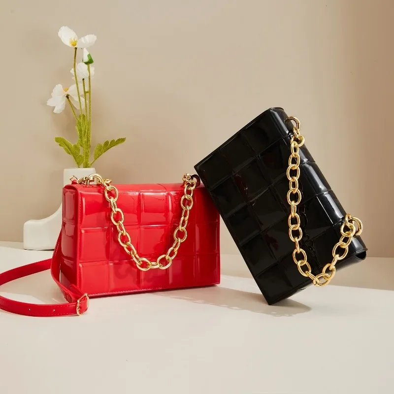 Рисунок 3 - Модные сумки для женщин