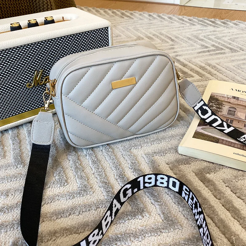 Fashion Women's Small Crossbody Bag PU Leather Messenger Bag Zipper Handbag Purse Summer Travel for Female