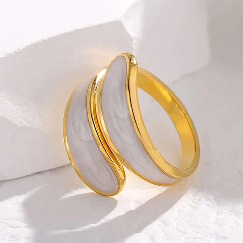 Elegant Black and White Enamel Stainless Steel Double Layer Adjustable Ring