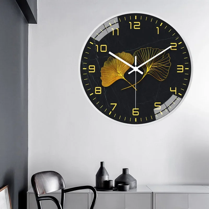 Simple and light luxury living room wall clock home quiet fashion clock Modern creative wall clock Kitchen living room study