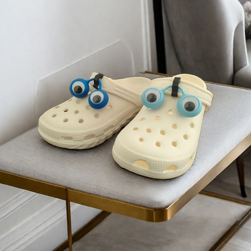 

1PC vibrating luminous eyes, cute eyes, shoe accessories, shoe decorations