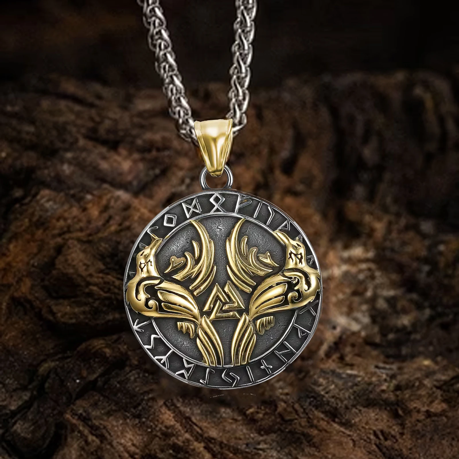vintage stainless steel jewelry ，The Twin Ravens Pendant raven skull compass viking necklace pendant