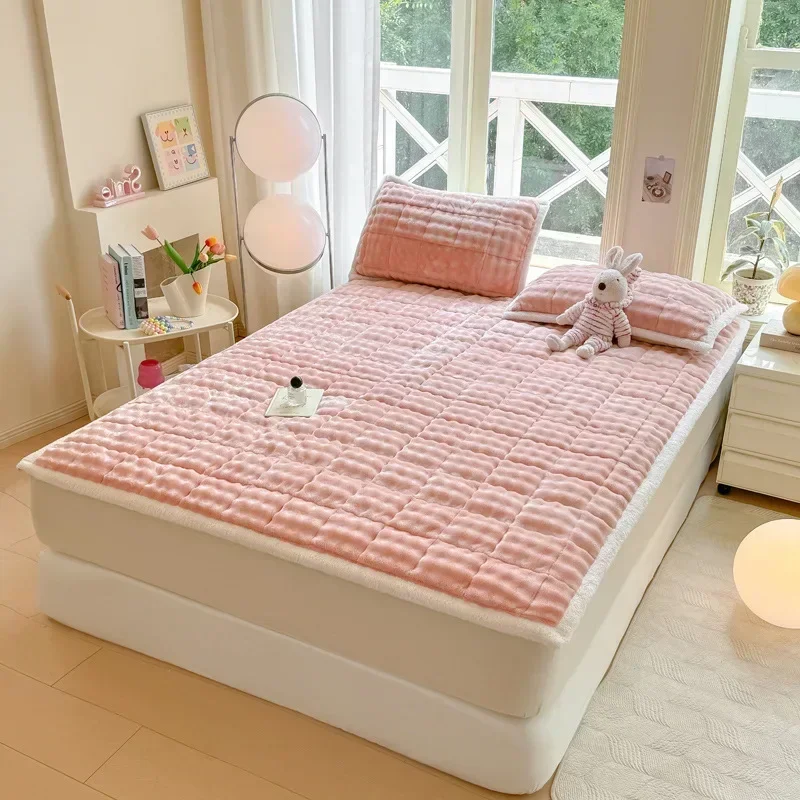 Winter Warm Plush Mattress Toppers Super Soft Single Double Foldable Milk Velvet Thicken Fitted Bed Sheet Bed Cover Tatami Mat 2