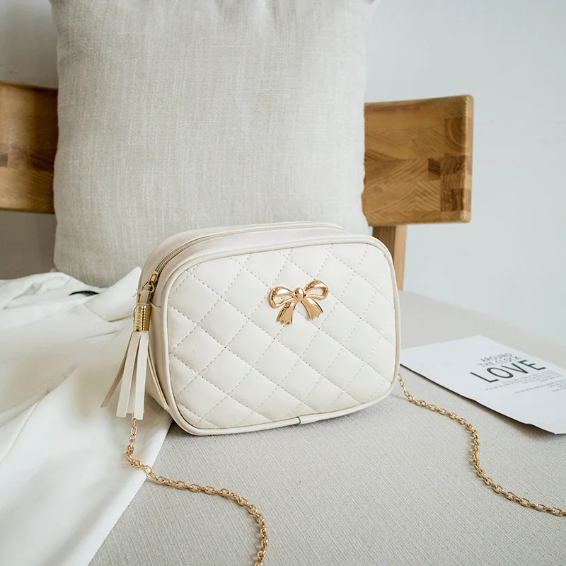 2021 Tassel Small Messenger Bag For Women Trend Lingge Embroidery Camera Female Shoulder Bag Fashion Chain Ladies Crossbody Bags 