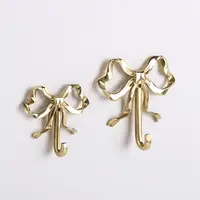 Vintage Brass Bow Shape Wall Hook Gold Functional Bow-Knot Hook Wall Hangings Decorative Wardrobe Hanger Keys 1
