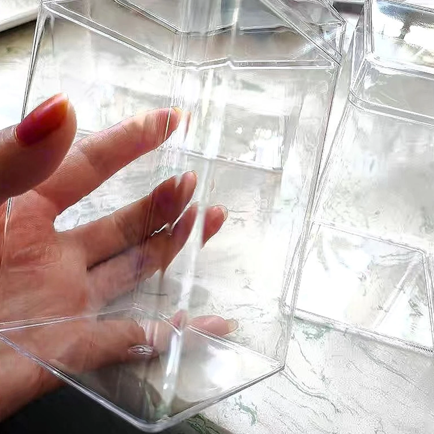 Description Picture 4 of itemFigure Storage Box for Figures Plastic Transparent Ornaments Dust Proof With Lid Boxes Organizer Locker Blind Display Action