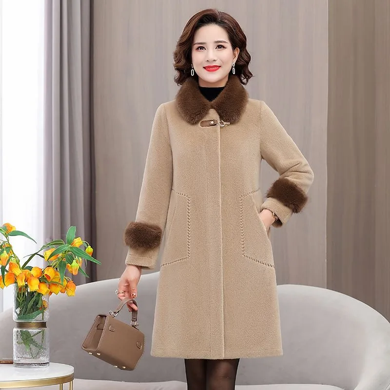 

2023 Autumn Winter New Fur Women Coat Middle-aged Mother Imitation Fox Fur Collar One Long Thick with Fur Collar Loose Coat