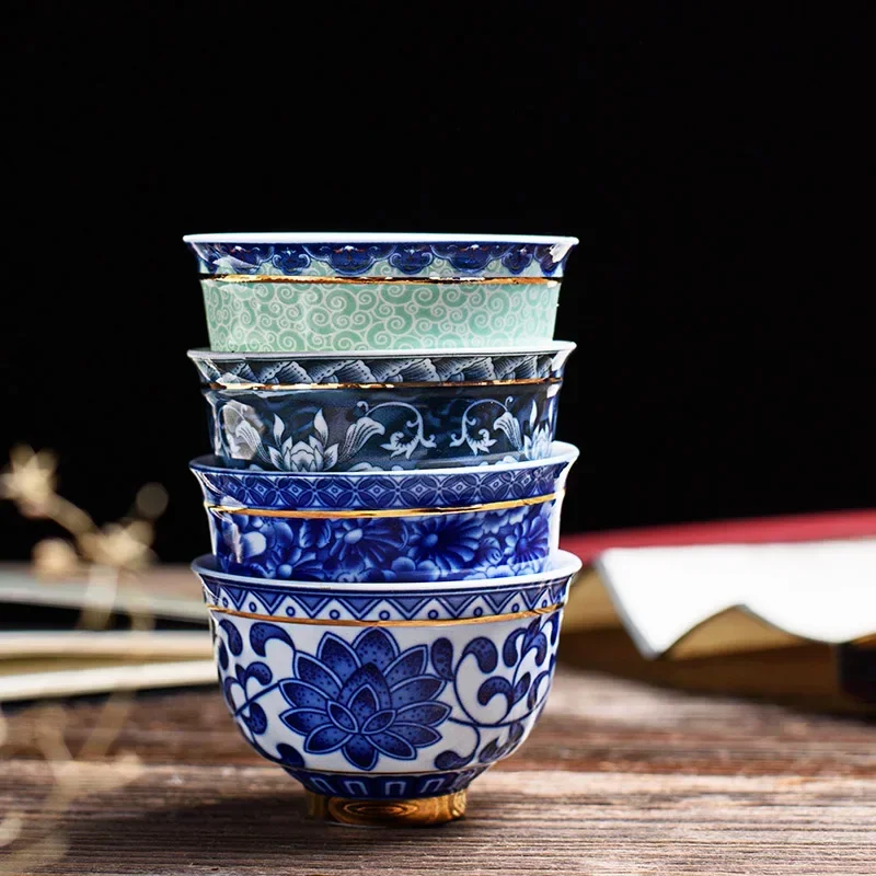 Blue and white porcelain tea cup retro master cup small tea bowl ceramic kung fu set Phnom Penh bowl single 1pc