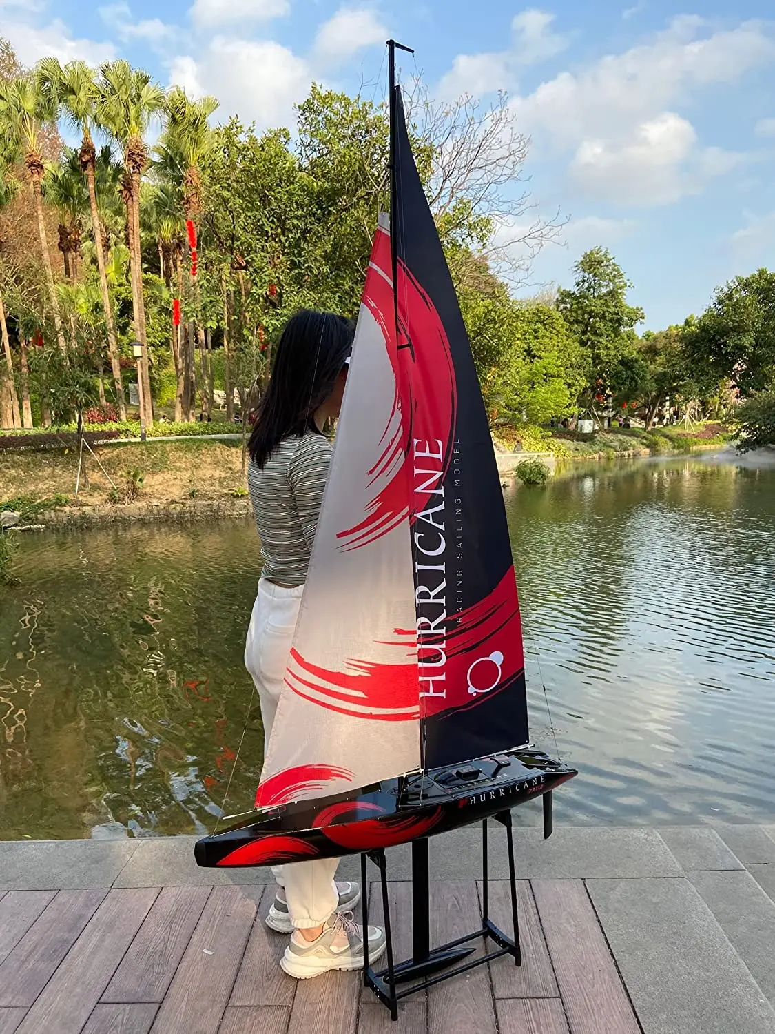 Voilier RC 213cm 2.4G Énorme Bateau Télécommandé Adulte