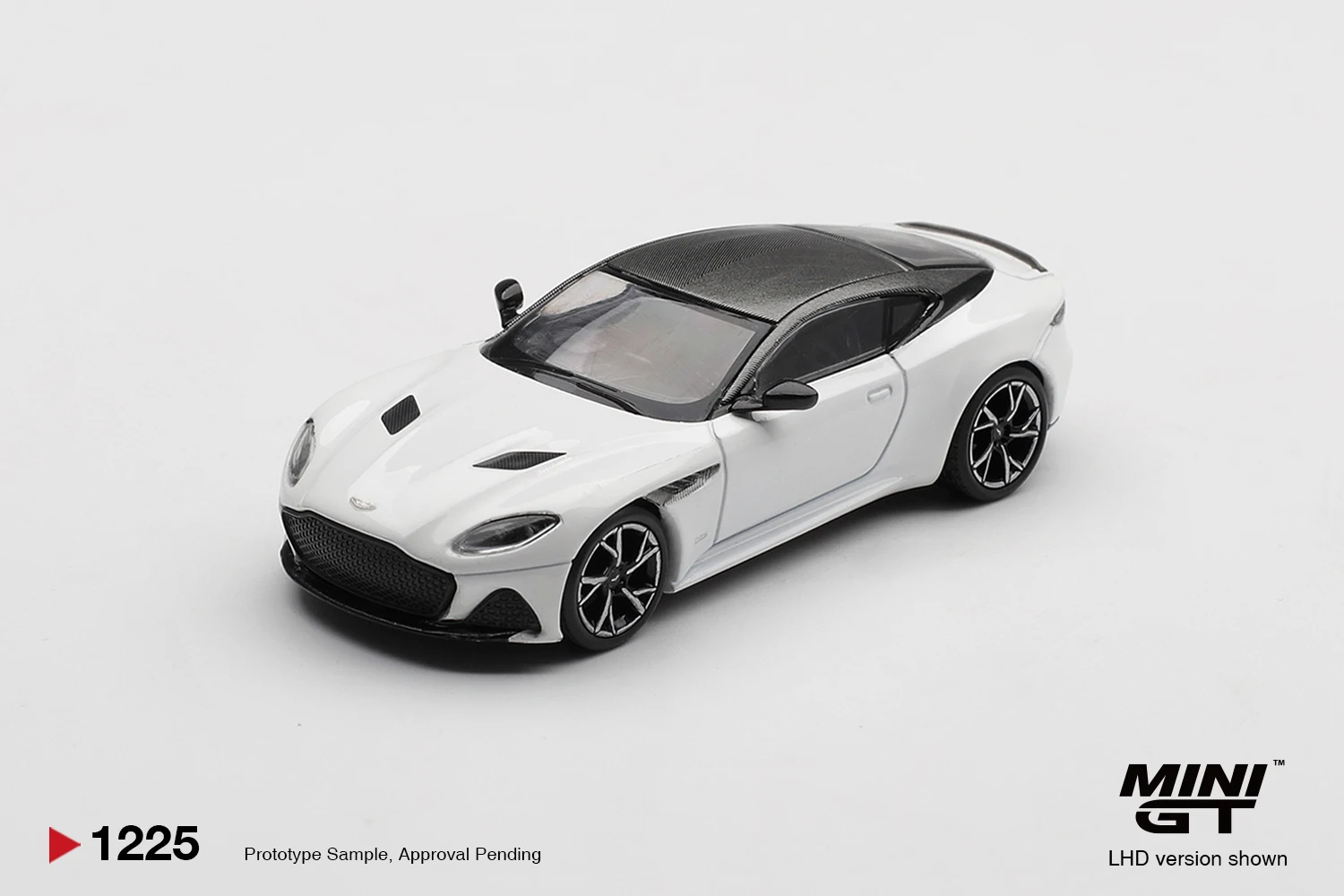 Bugatti Veyron Diecast Model Racing Car Toy - Premium Collectible Ornaments