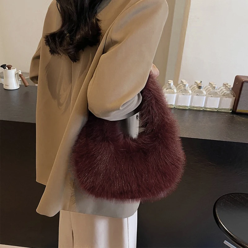 Solid Color Faux Fur Bag for Women Winter Soft Plush Handbags Ladies Small Elegant Tote Bags Fashion Trend Female Furry Purse