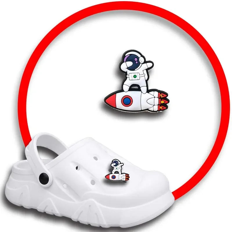 

Комплект булавок для крокса, шармы, аксессуары для обуви, украшение астронавта, джинсы, женские сабо, пряжка, Детские сувениры, мужские значки, подарок для мальчика и девочки