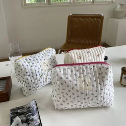 Korean Cute Makeup Bag Floral Storage Bag Cosmetic Bag Make Up Organizer