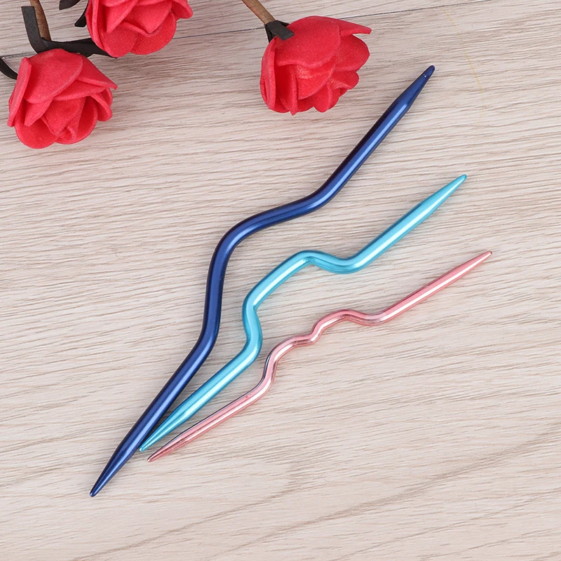 3Pcs 뜨개질 바늘 핀 크로 셰 뜨개질 후크 바느질 스티치 니트 도구 알루미늄 DIY 비뚤어진 트위스트 곡선 바늘 공예 DIY 도구
