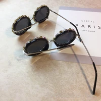 Lunettes de soleil rondes en cristal de diamant pour femmes, lunettes de marque de luxe, lunettes de vue pour femmes, grandes montures, lunettes vintage UV400 6