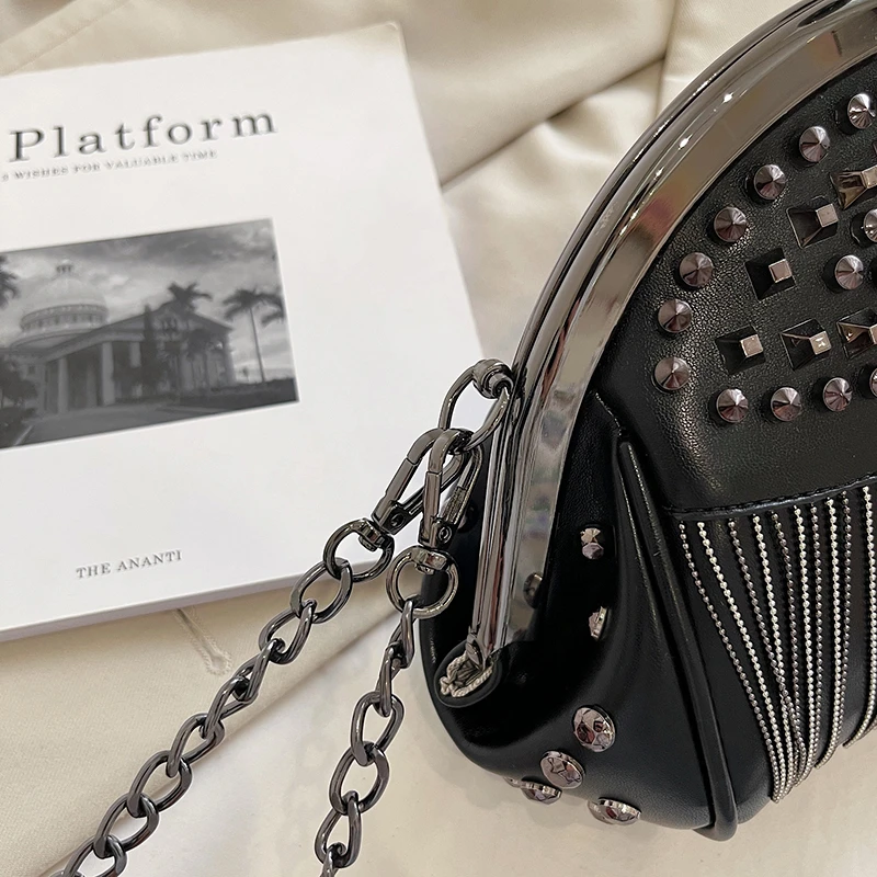 Fashion Rivet Tassels Leather Women Tote Bag Designer Shells Shoulder Crossbody Bags Chain Laidies Handbags Female Messenger Sac