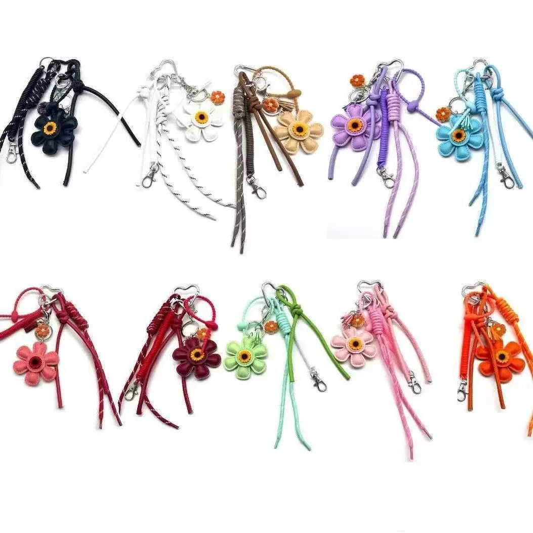 Creative Sunflower Bag pendant Explosive m Accessories Leather Keychain pendant Sunflower phone case pendant 4