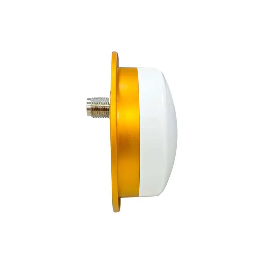 Antenne RF Booster 4G LTE 700-2700MHz 65dBi Gain SMA Femelle, gros plan sur le connecteur SMA femelle avec capuchon de protection.