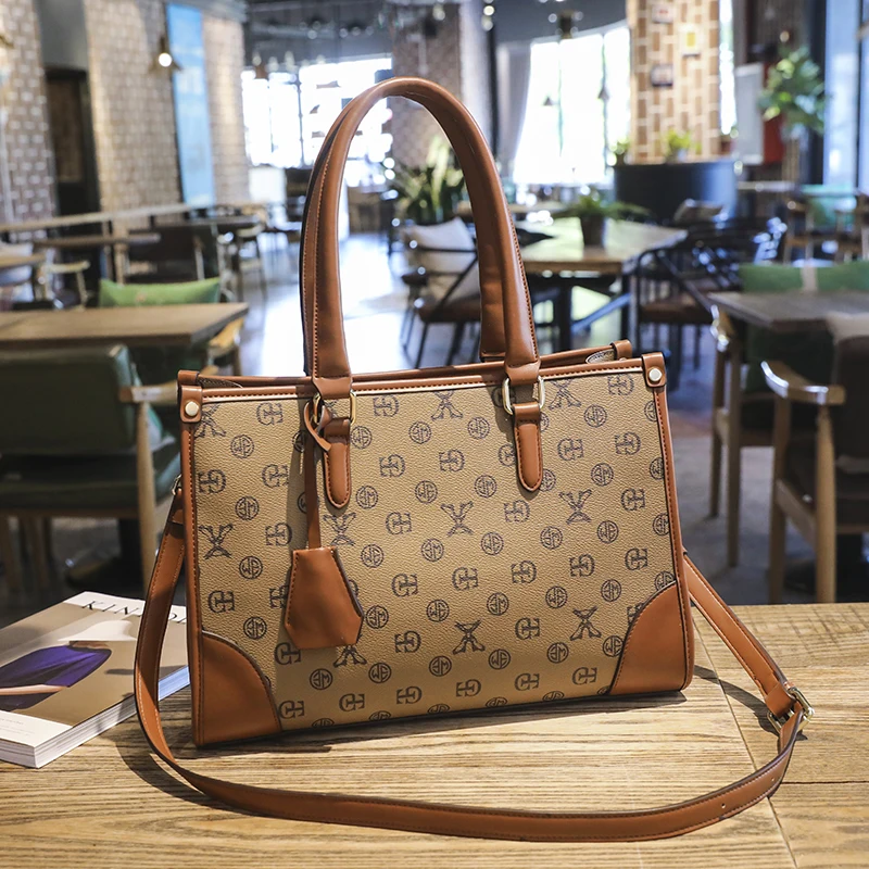 Retro Luxury Design Women Shoulder Bag Fashion Brand