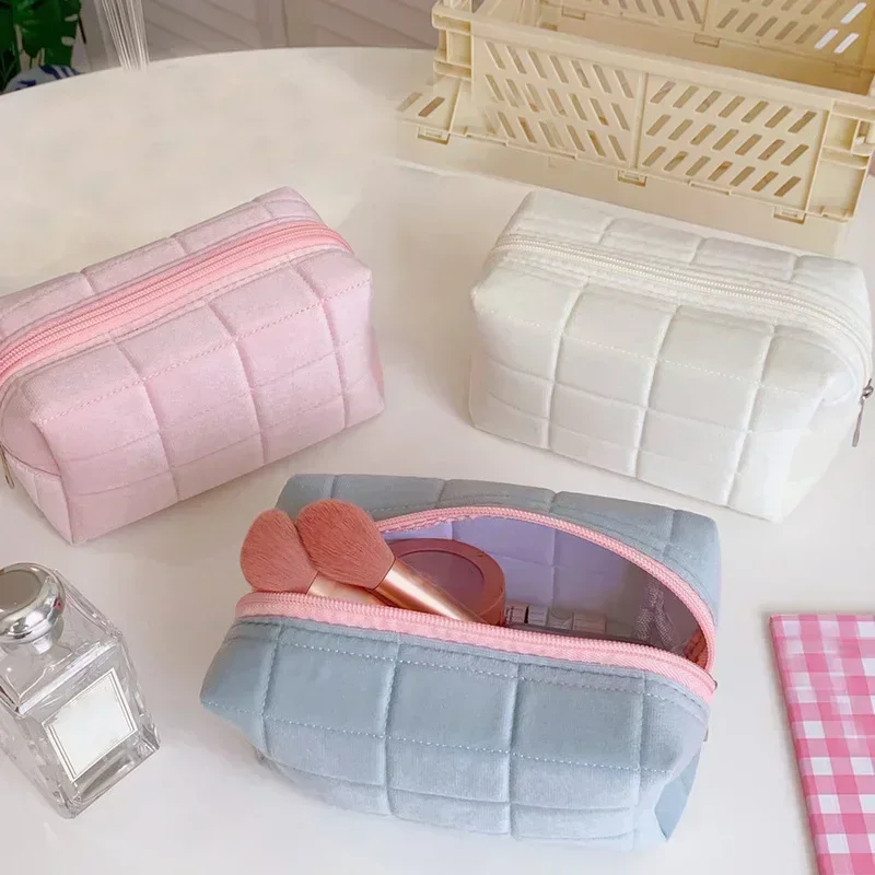 Cute Plush Women Cosmetic Bag Lipstick Makeup Bag Korean Student Pencil Case Travel Makeup Brushes Cosmetic Organizer Bag 3