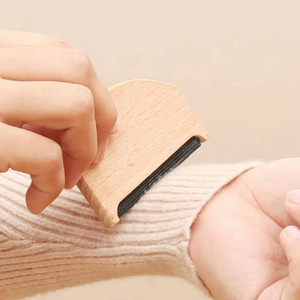 Lint Fur Remover Wooden Epilator Cashmere Sweater Clothes Fluff Fabric Shaver Pilling to Pompom Cleaning Comb Brush 2 Packs