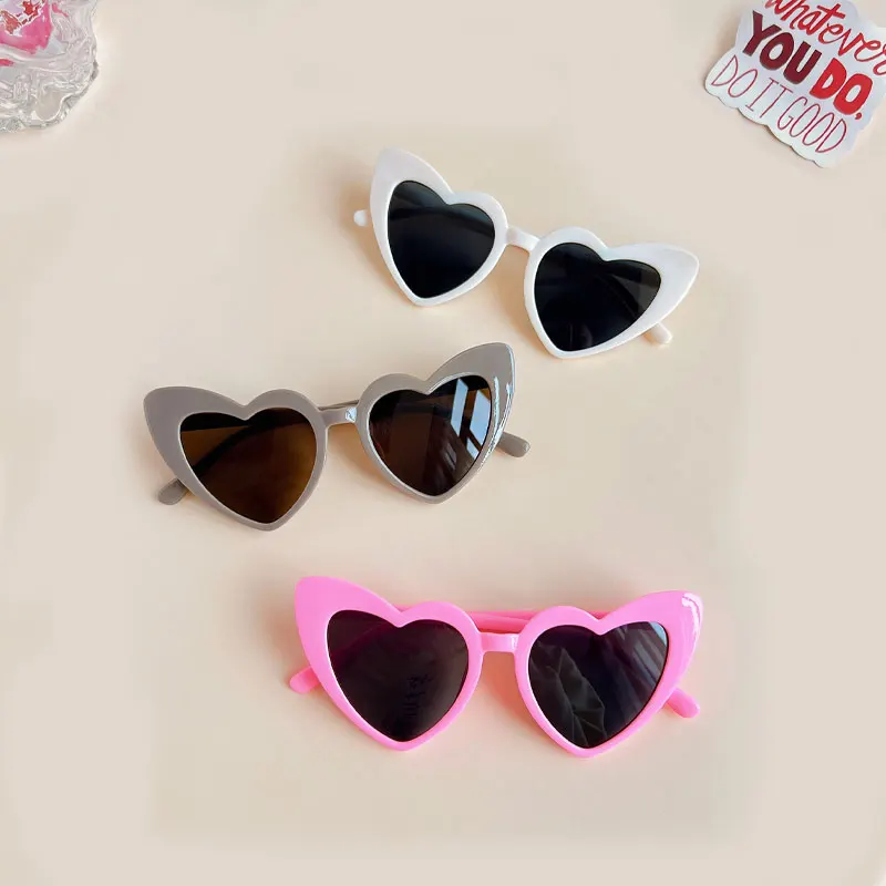Children Solid Colors Special Heart Sunglasses UV400 for Boys and Girls Outdoor