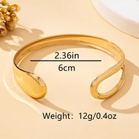 Un bracelet ouvert à la mode pour femmes, bracelet ouvert au design géométrique creux élégant et polyvalent, adapté à un usage quotidien 6