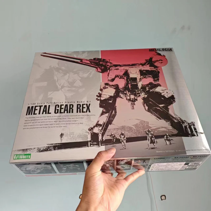 Metal Gear REX 1/100 Scale Full Action Plastic Model Kit Metal