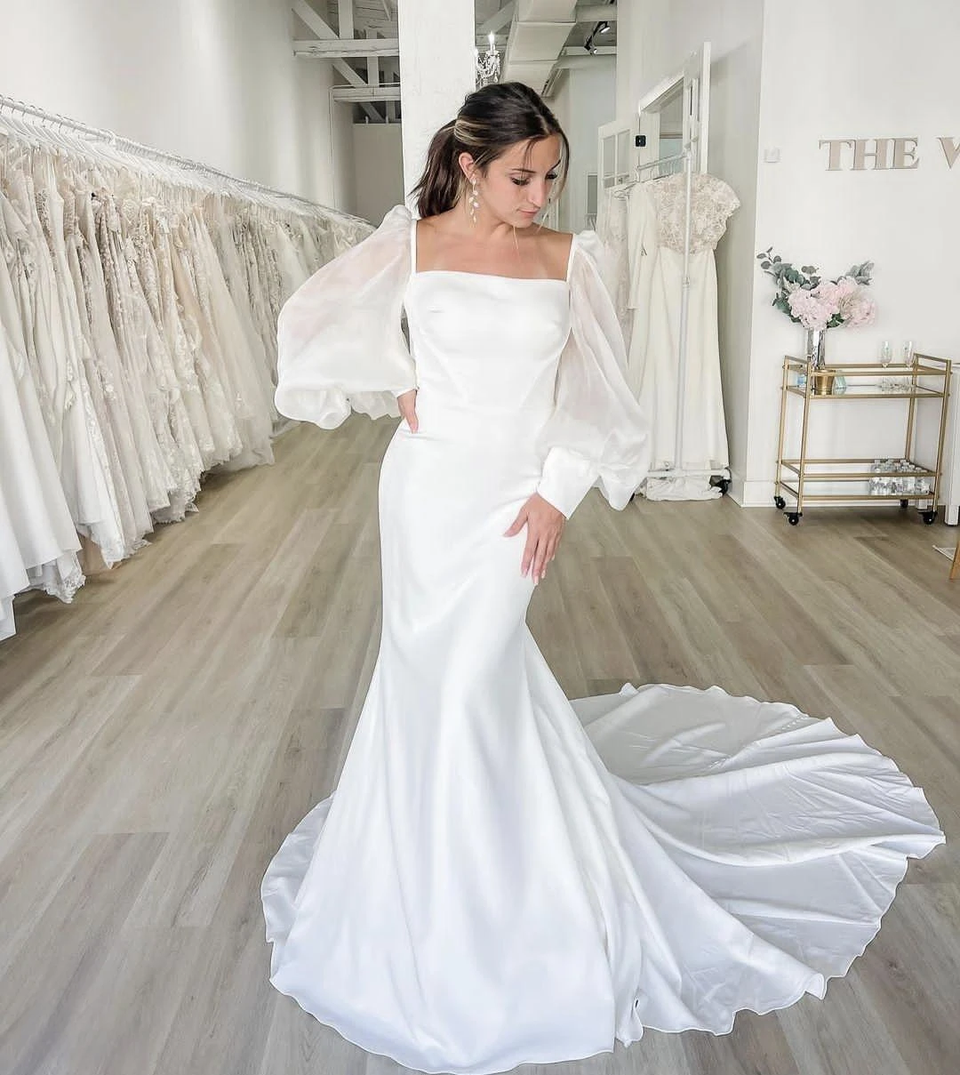 Stunning-Long-Puff-Sleeve-Wedding-Dress-Sweep-Trian-Square-Collar-Neck ...