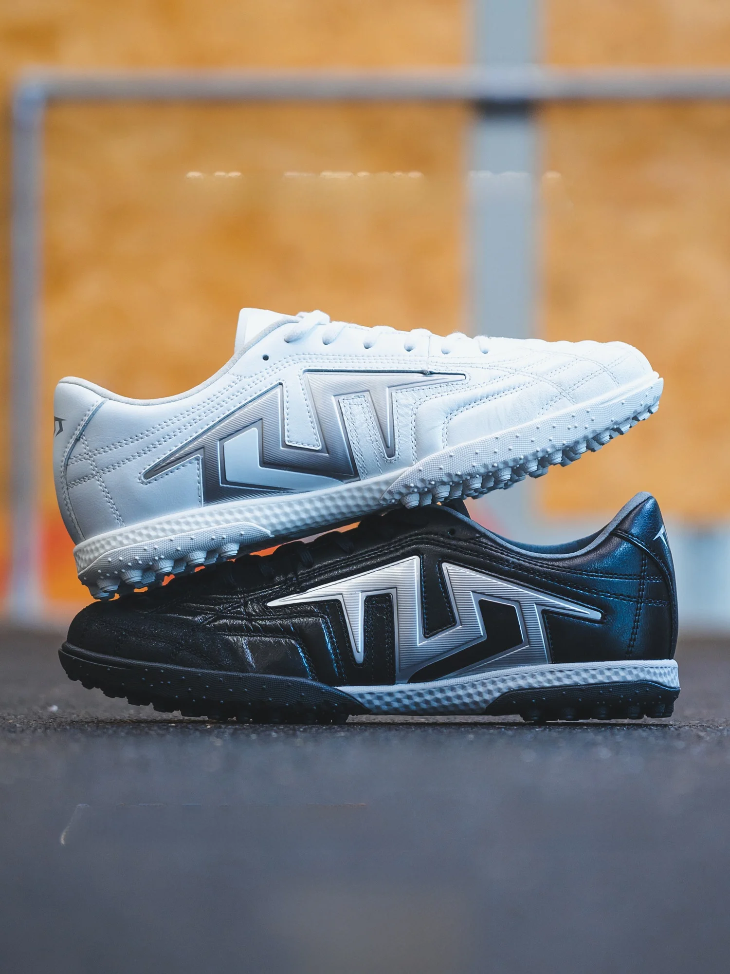 TLSS TACTICIAN.LIGHT pro Fooall oes Kangaroo Skin TF Spike 2E Wide