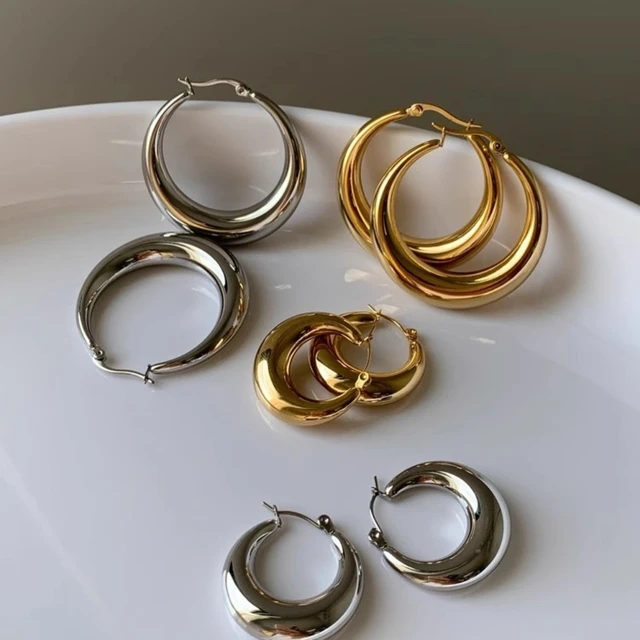 New Style 2024 Wholesale Smooth Exquisite Big Circle Hoop Earrings for Women Girl Wedding Party Large Stainless Steel Jewelry 4