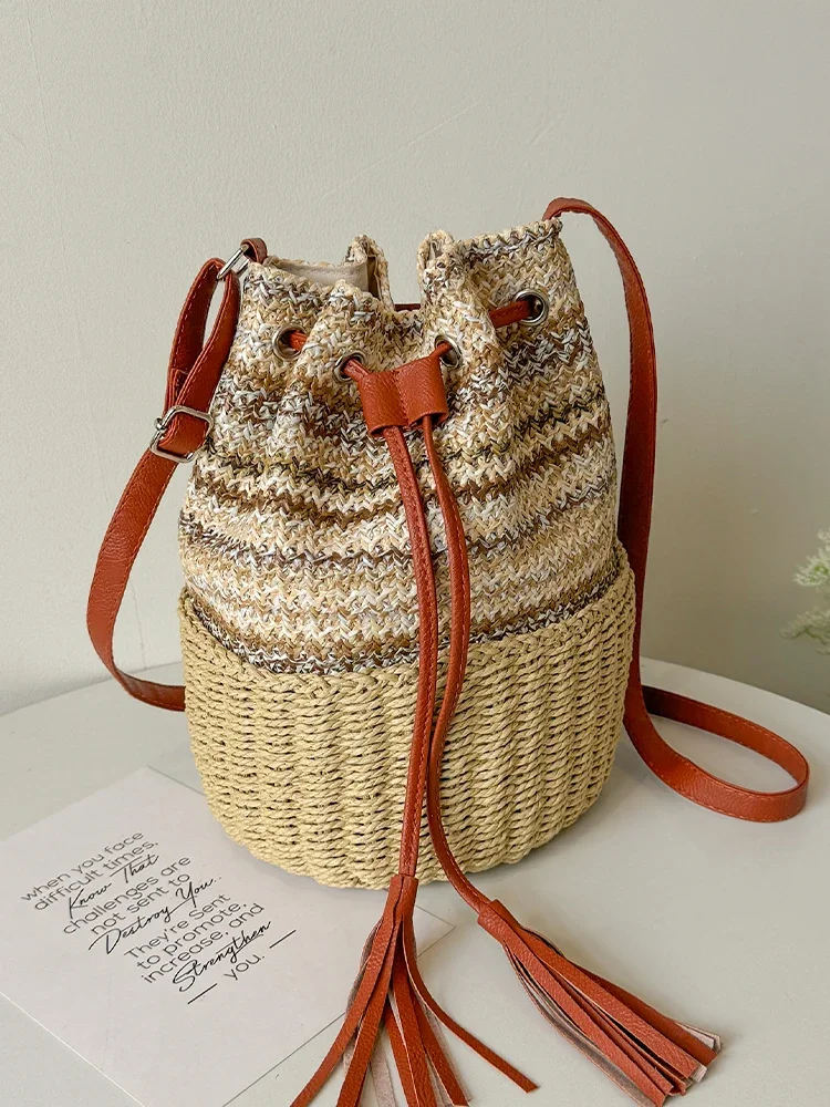 Stylish Woven Bucket Bag for Women 2024 New Simple Casual Straw Handbag with High-end Feeling Crossbody Shoulder Bag