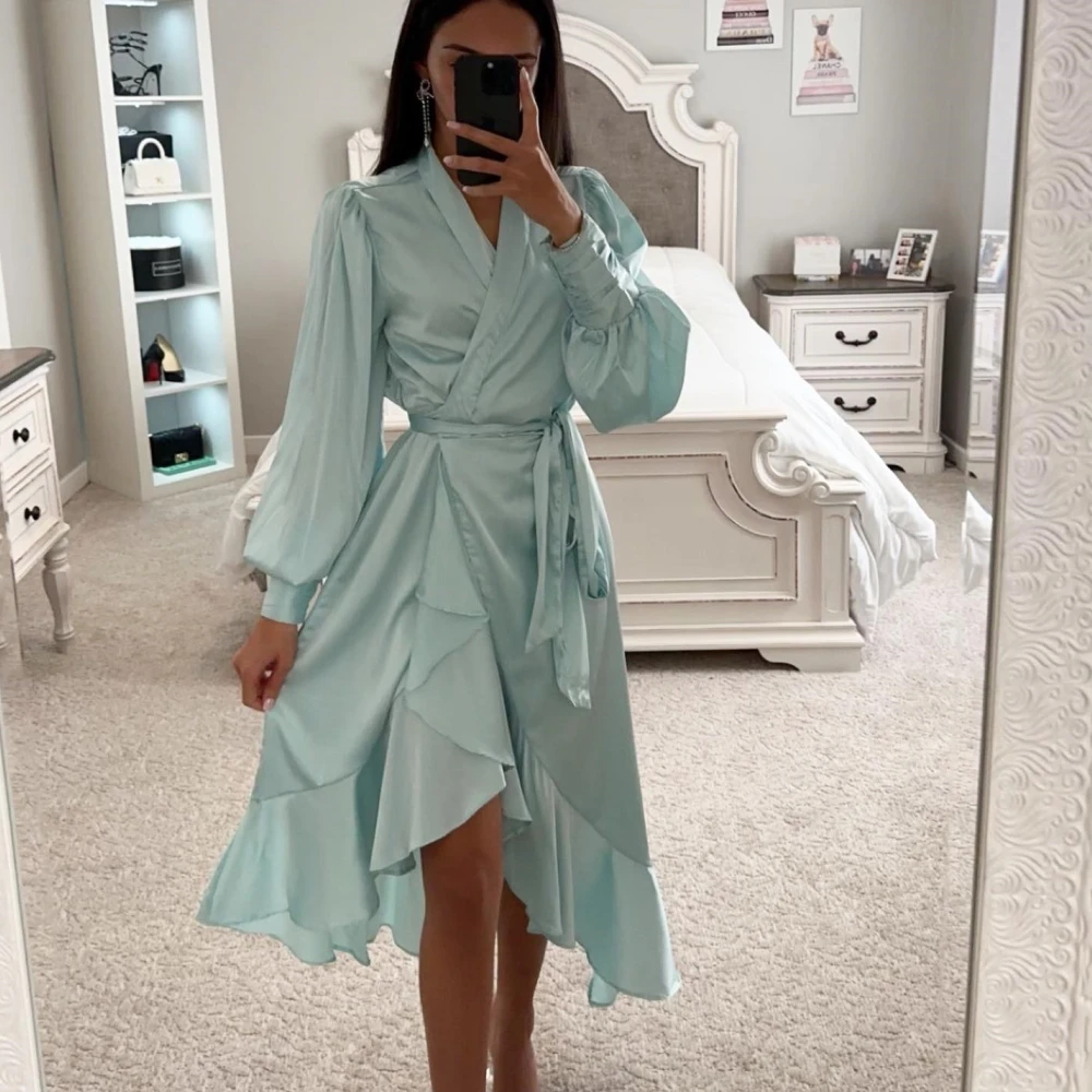 

Qcenkern V-Neck Elegant Evening Formal Saudi Arabia Knee Length Sky Blue Elegant Party Dresses Gowns Women Robes de Soirée 2023